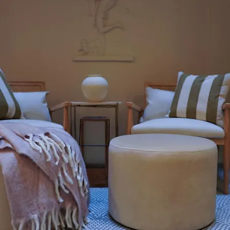 Elegance And Parisian Charm Tuileries Apartment Paris